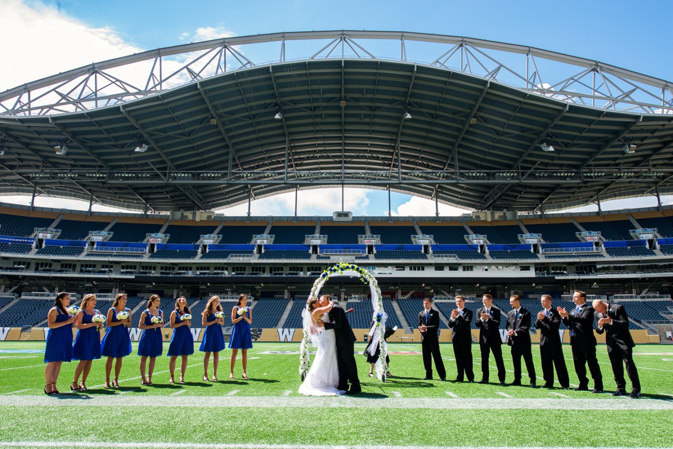 Nozze in curva. Lo stadio San Siro apre ai matrimoni 